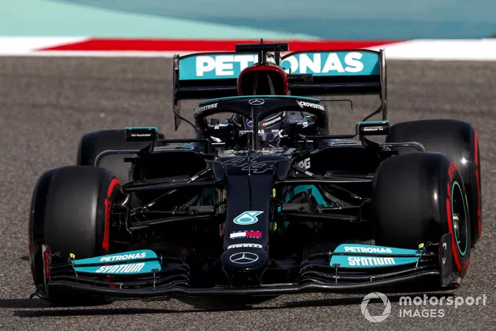 Lewis Hamilton, Mercedes W12