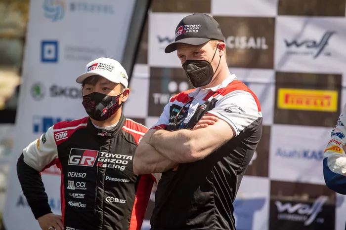 Jari-Matti Latvala, director del equipo Toyota Gazoo Racing WRT, Takamoto Katsuta, Toyota Gazoo Racing