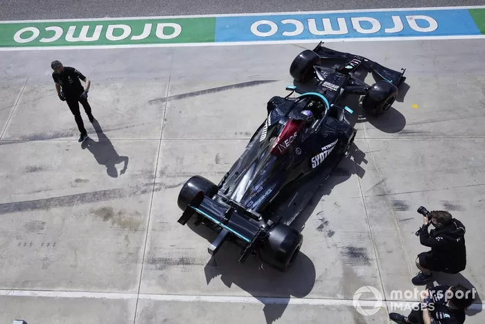 Lewis Hamilton, Mercedes W12