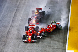 Sebastian Vettel, Ferrari SF70H, Max Verstappen, Red Bull Racing RB13, Kimi Raikkonen, Ferrari SF70H