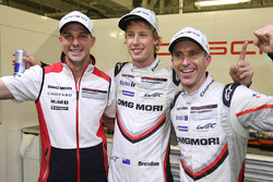 Polesitter: Timo Bernhard, Earl Bamber, Brendon Hartley, Porsche Team