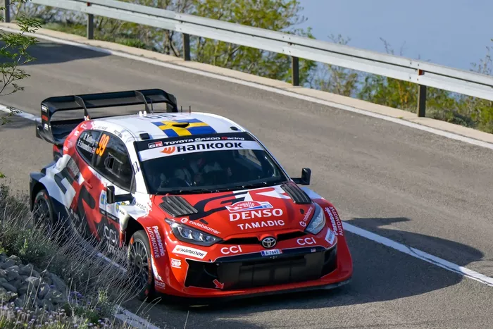 Oliver Solberg, Elliott Edmondson, Toyota Gazoo Racing WRT Toyota GR Yaris Rally1
