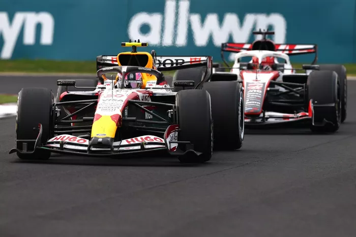 Arvid Lindblad, Racing Bulls, Esteban Ocon, Haas F1 Team