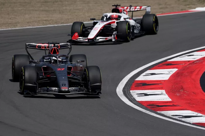 Nico Hülkenberg, Audi F1 Team, Esteban Ocon, Haas F1 Team