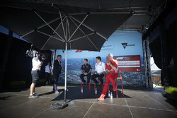 Christian Horner, Team Principal, Red Bull Racing, Toto Wolff, Executive Director (Business), Merced