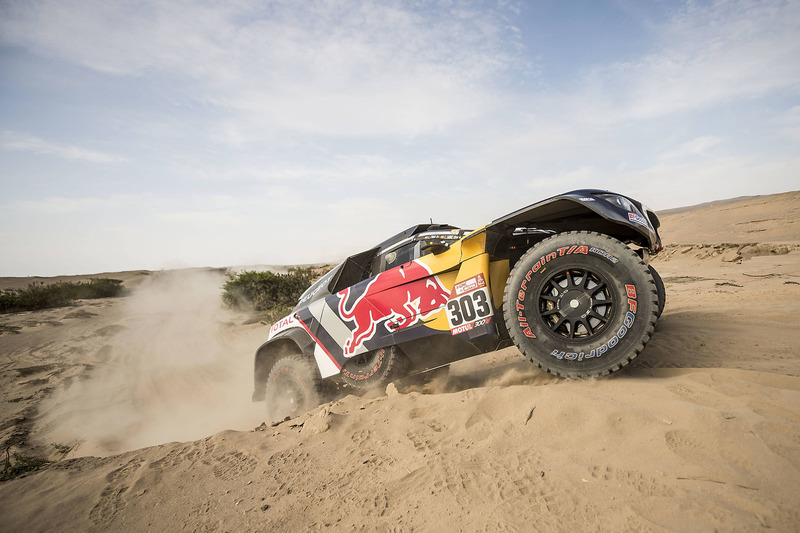 #303 Peugeot Sport Peugeot 3008 DKR: Carlos Sainz, Lucas Cruz