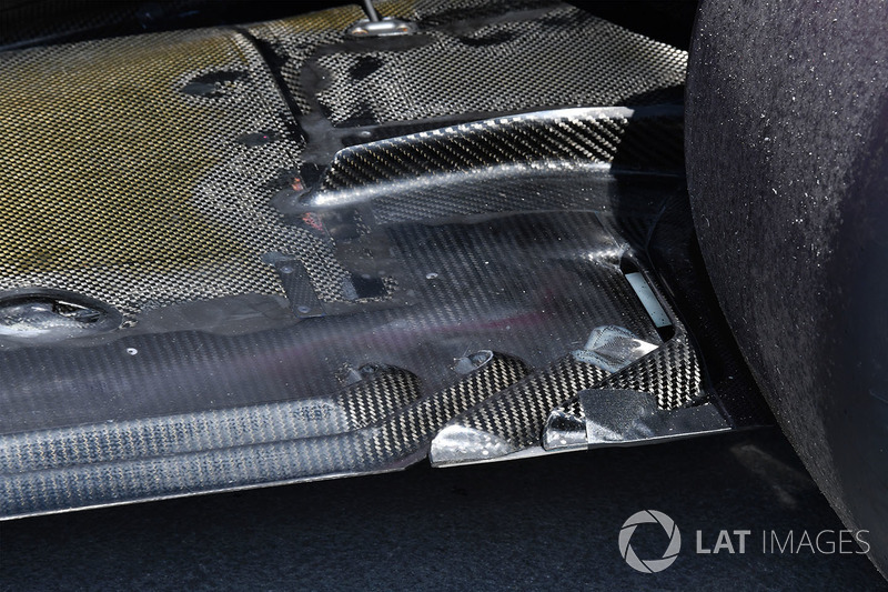 Detail lantai bagian belakang Force India VJM11
