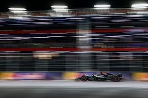 Lewis Hamilton, Mercedes F1 W15