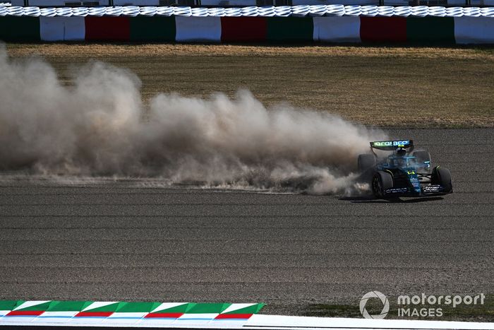 Fernando Alonso, accidente en Aston Martin Racing