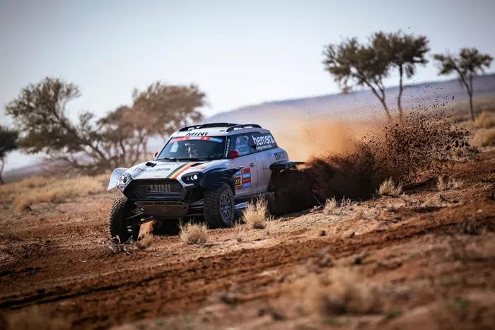 #222 X-Raid Mini JCW Team Mini: Guillaume De Mevius, Mathieu Baumel