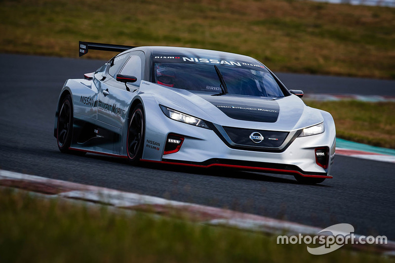 Nissan LEAF NISMO RC