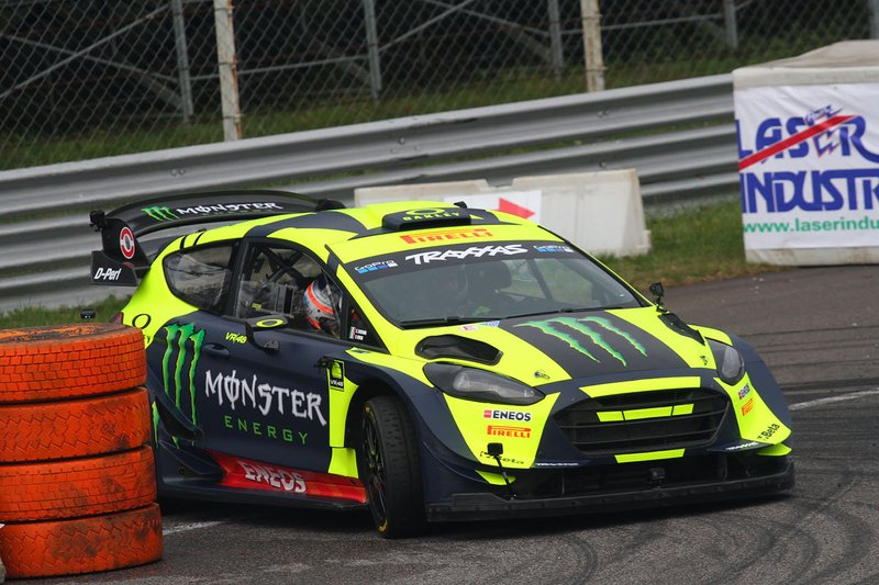 Валентино Россі, Карло Кассіна, Ford Fiesta WRC