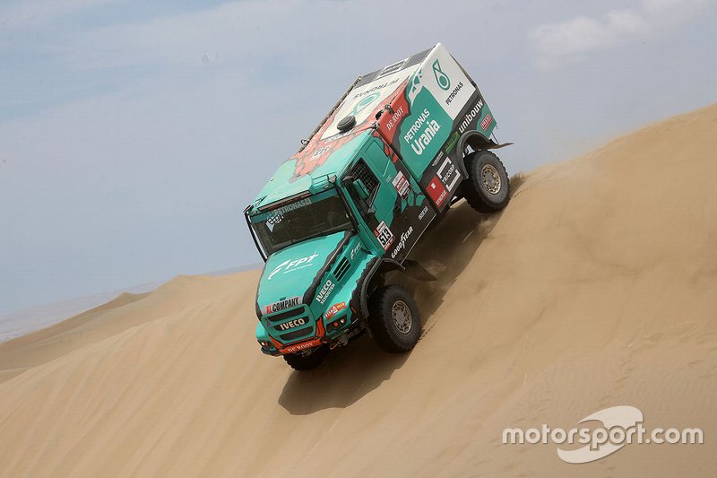 #513 Team De Rooy Iveco: Маурік ван ден Гьовель, Матейн ван Рой