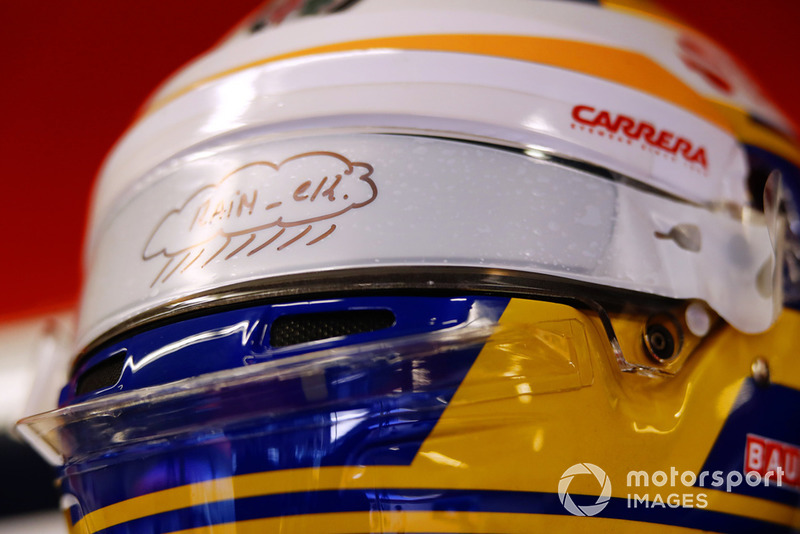 Visera de lluvia en el casco de Marcus Ericsson, Sauber.