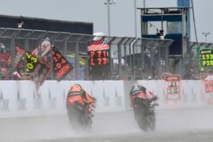 Remy Gardner, KTM Tech3, et Aleix Espargaro, Aprilia Racing Team