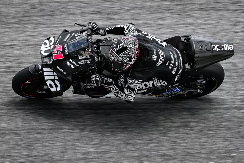 Aleix Espargaro, Aprilia Racing