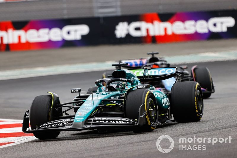 Lance Stroll, Aston Martin AMR24, Esteban Ocon, Alpine A524