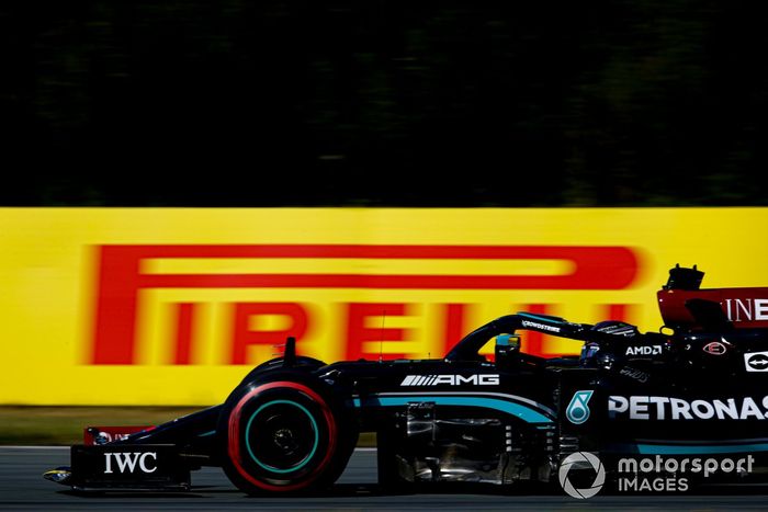 Lewis Hamilton, Mercedes W12