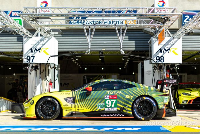 #97 Aston Martin Racing - Aston Martin Vantage AMR: Alex Lynn, Maxime Martin, Harry Tincknell 