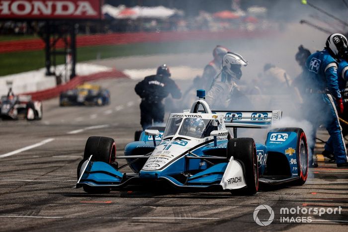 Josef Newgarden, Team Penske Chevrolet, pit stop