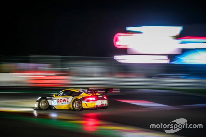 #98 ROWE Racing Porsche 911 GT3-R: Nick Tandy, Earl Bamber, Laurens Vanthoor