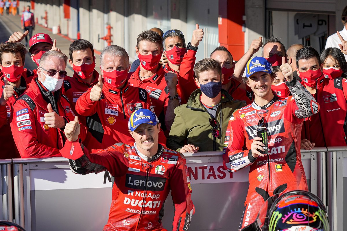 Jack Miller, Ducati Team, Francesco Bagnaia, Ducati Team bersama Casey Stoner dan anggota tim