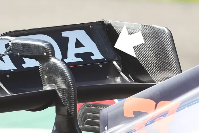 Detalle de la parte trasera del Red Bull Racing RB16B 
