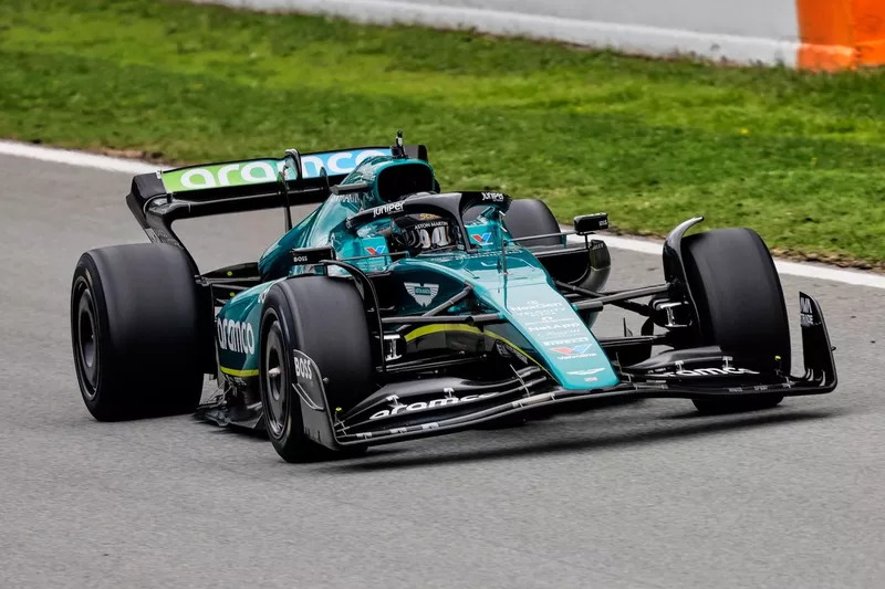 Felipe Drugovich, Aston Martin Racing, Pirelli-test Barcelona