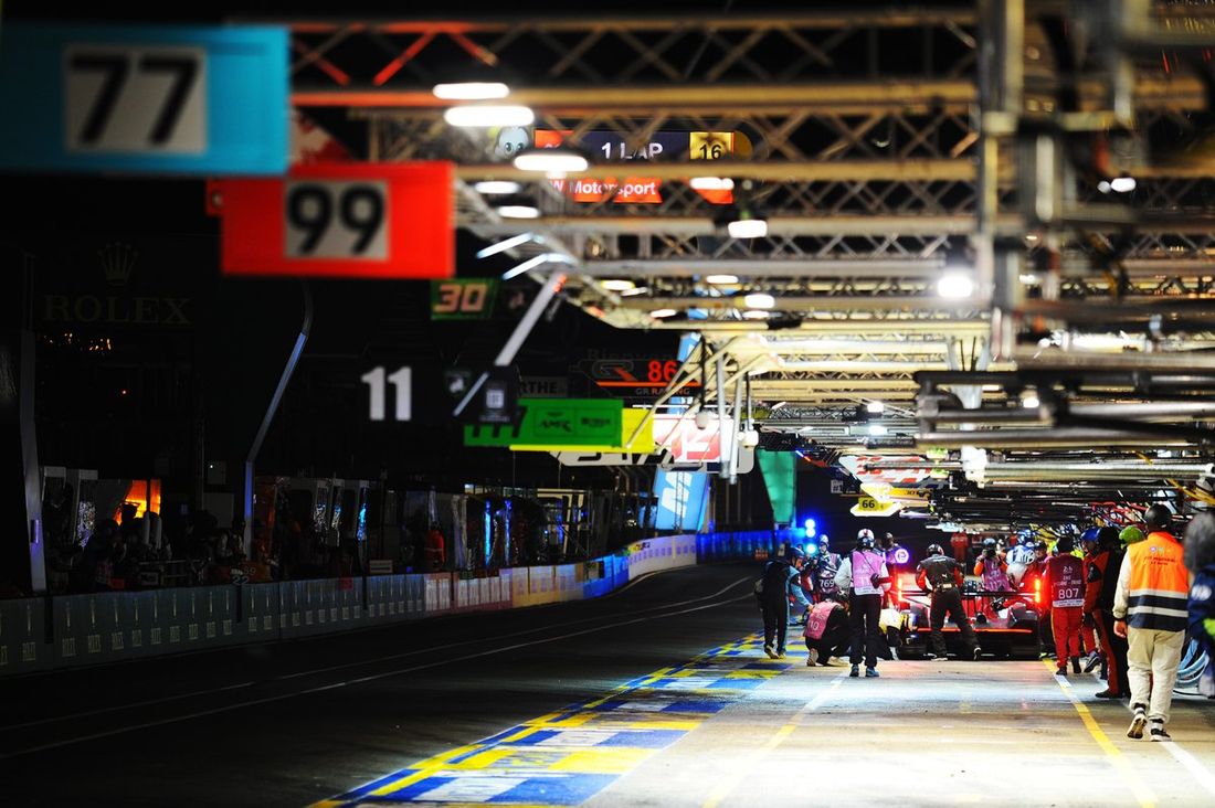 #5 Porsche Penske Motorsport Porsche 963: Matt Campbell, Michael Christensen, Frederic Makowiecki