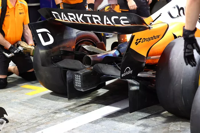 McLaren MCL38 diffuser