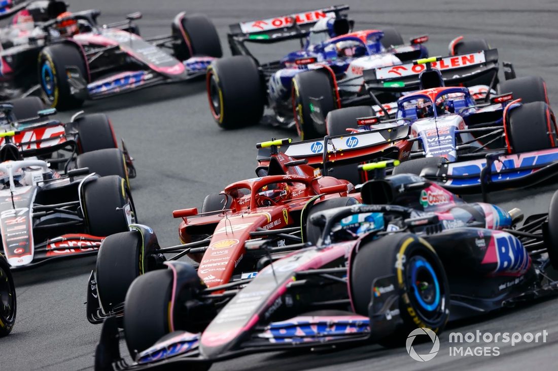 Pierre Gasly, Alpine A524, Carlos Sainz, Ferrari SF-24, Nico Hulkenberg, Haas VF-24, Yuki Tsunoda, RB F1 Team VCARB 01, Daniel Ricciardo, RB F1 Team VCARB 01