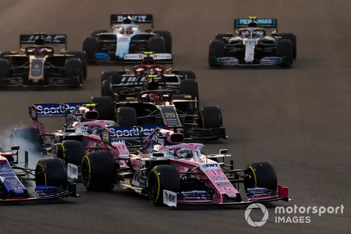 Il contatto tra Sergio Perez, Racing Point RP19, Lance Stroll, Racing Point RP19 e Pierre Gasly, Toro Rosso STR14