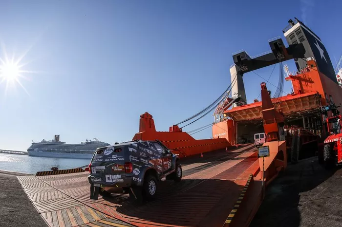 Embarque en Marsella del Dakar 2020