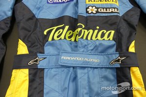 El traje de fuego Alpinestars de Fernando Alonso
