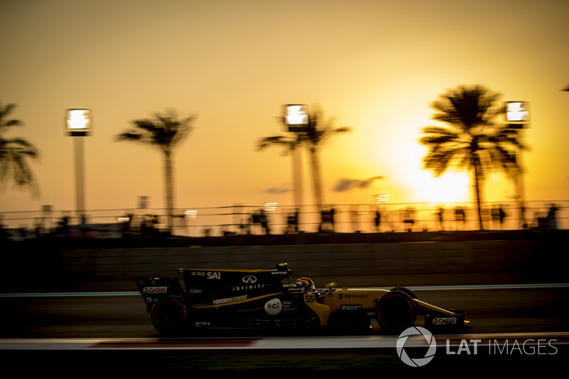 12. Carlos Sainz Jr., Renault Sport F1 Team RS17