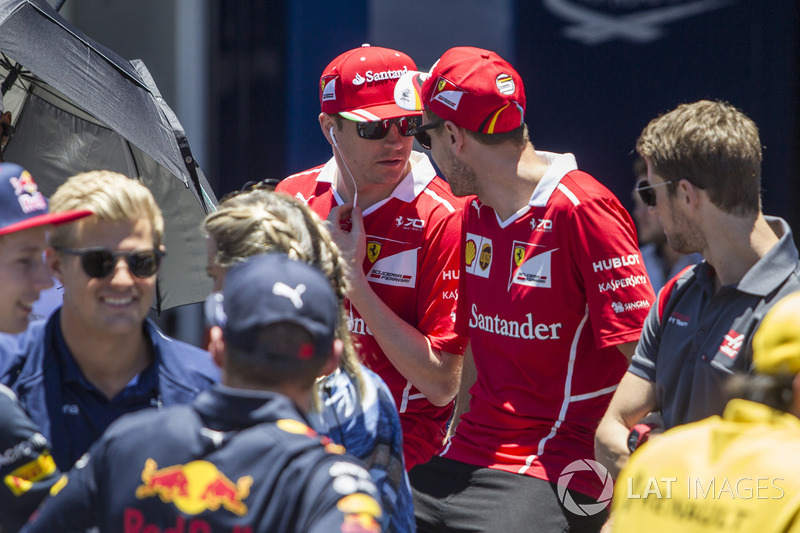 Kimi Raikkonen, Ferrari Ve Sebastian Vettel, Ferrari pilotlar geçit töreninde