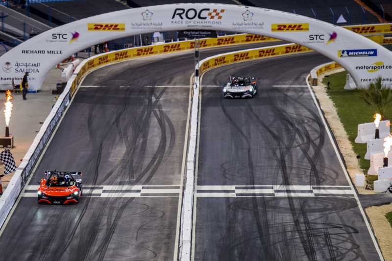David Coulthard y Petter Solberg con el VUHL 05 ROC Edition