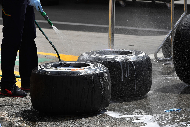 Mencuci ban Pirelli