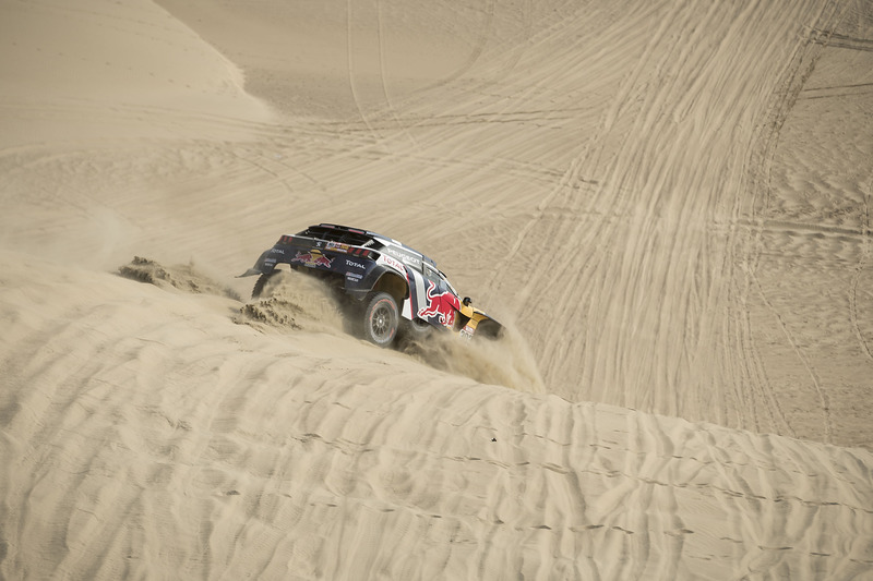 #303 Peugeot Sport Peugeot 3008 DKR: Carlos Sainz, Lucas Cruz