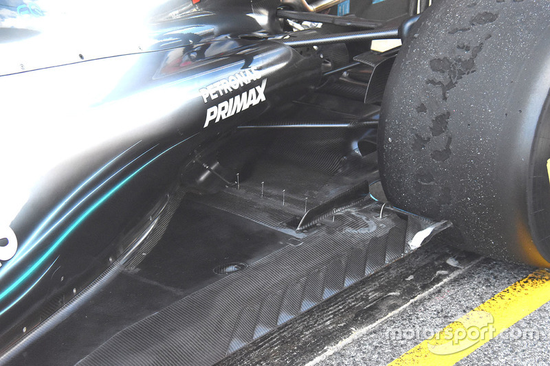 Mercedes-AMG F1 W09 rear sensors detail