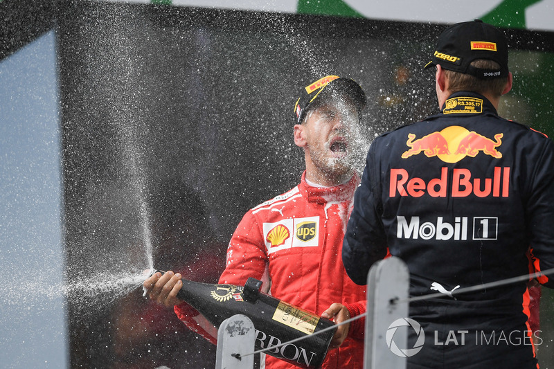 Podyum: Yarış galibi Sebastian Vettel, Ferrari