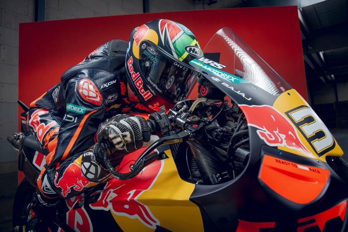Brad Binder, Tim Balap Pabrik Red Bull KTM