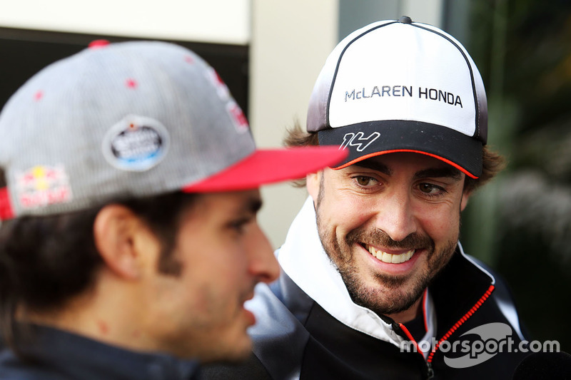 Fernando Alonso, McLaren y Carlos Sainz Jr., Scuderia Toro Rosso