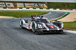 #1 Porsche Team, Porsche 919 Hybrid: Timo Bernhard, Mark Webber, Brendon Hartley