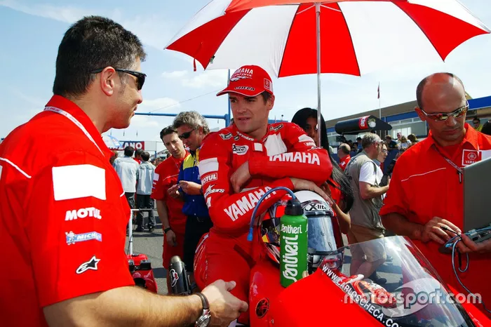 Carlos Checa, Yamaha Team