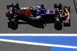 Даниил Квят, Scuderia Toro Rosso STR11