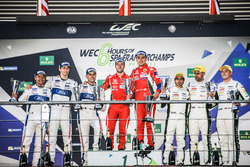 Podium LMGTE Pro : les vainqueurs Davide Rigon, Sam Bird, AF Corse, les deuxièmes, Marino Franchitti, Andy Priaulx, Harry Tincknell, Ford Chip Ganassi Racing, les troisièmes, Richie Stanaway, Jonathan Adam, Fernando Rees, Aston Martin Racing
