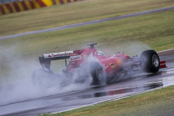 Себастьян Феттель, Ferrari, тестує шини Pirelli зразку 2017 року