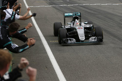 Победитель - Льюис Хэмилтон, Mercedes AMG F1