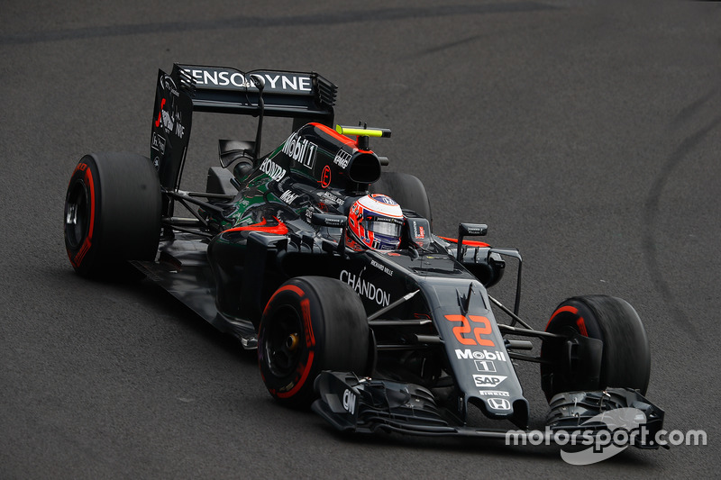 12. Jenson Button, McLaren MP4-31